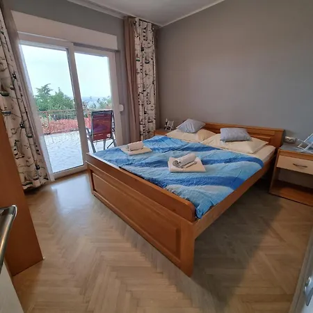 In Crikvenica Mit Privatem Parkplatz By Interhome *