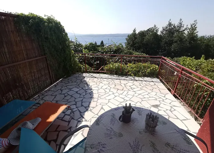 In Crikvenica Mit Privatem Parkplatz By Interhome Цриквеница