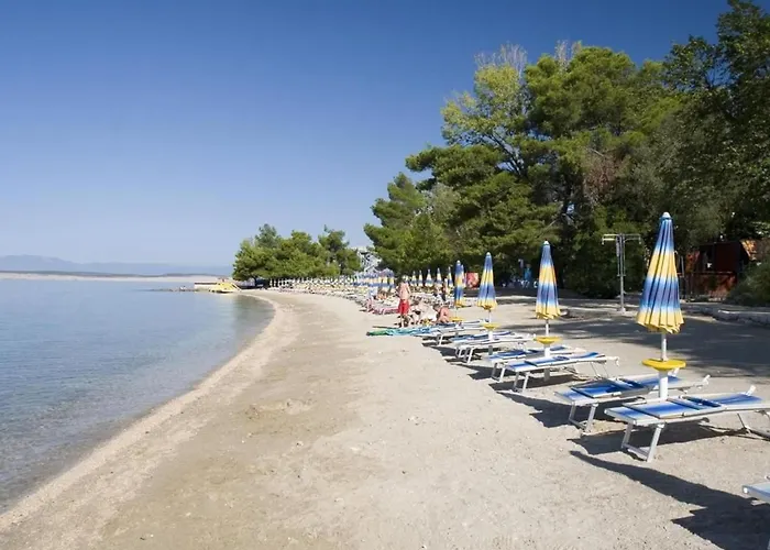 In Crikvenica Mit Privatem Parkplatz By Interhome Цриквеница